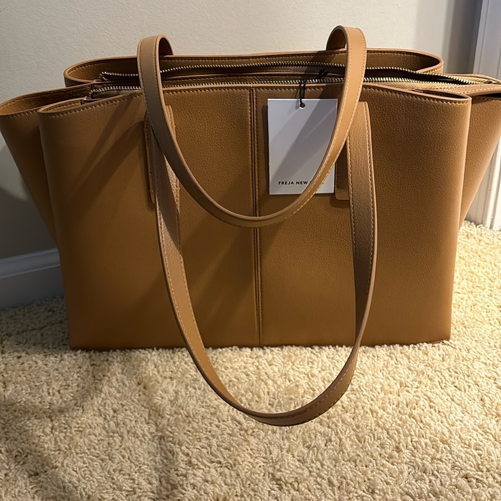 Freja NYC Tote